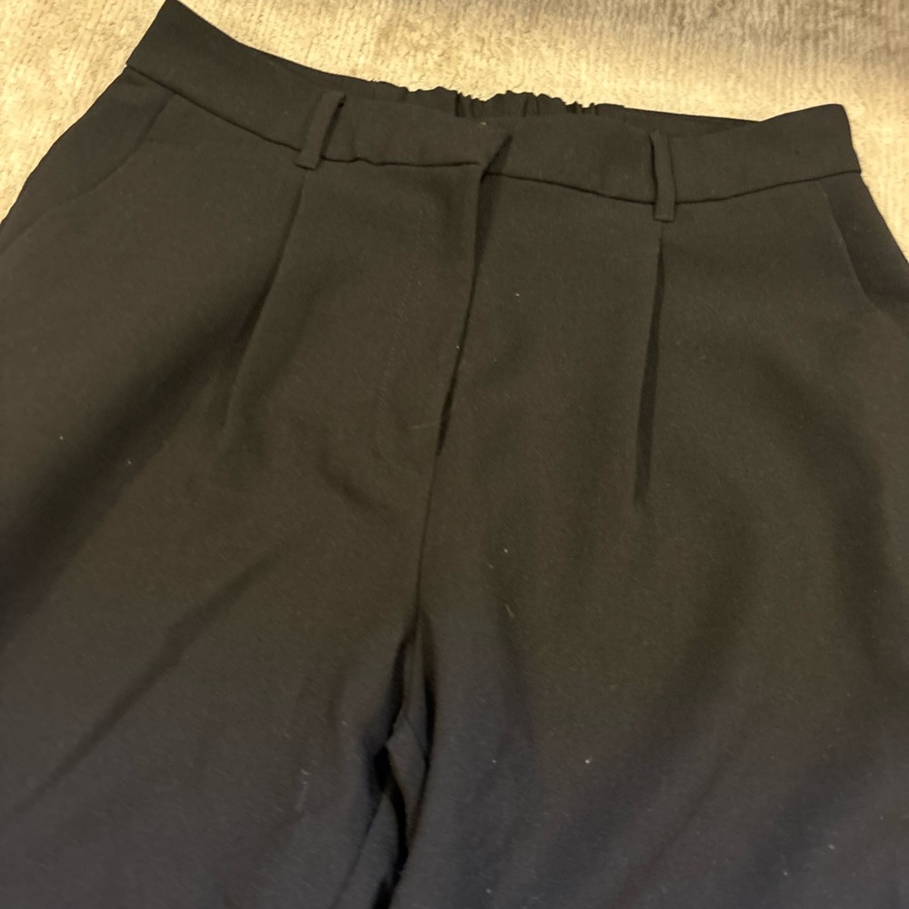 Old Navy Straight-Leg High-Waisted Trousers - Picture 3 of 6